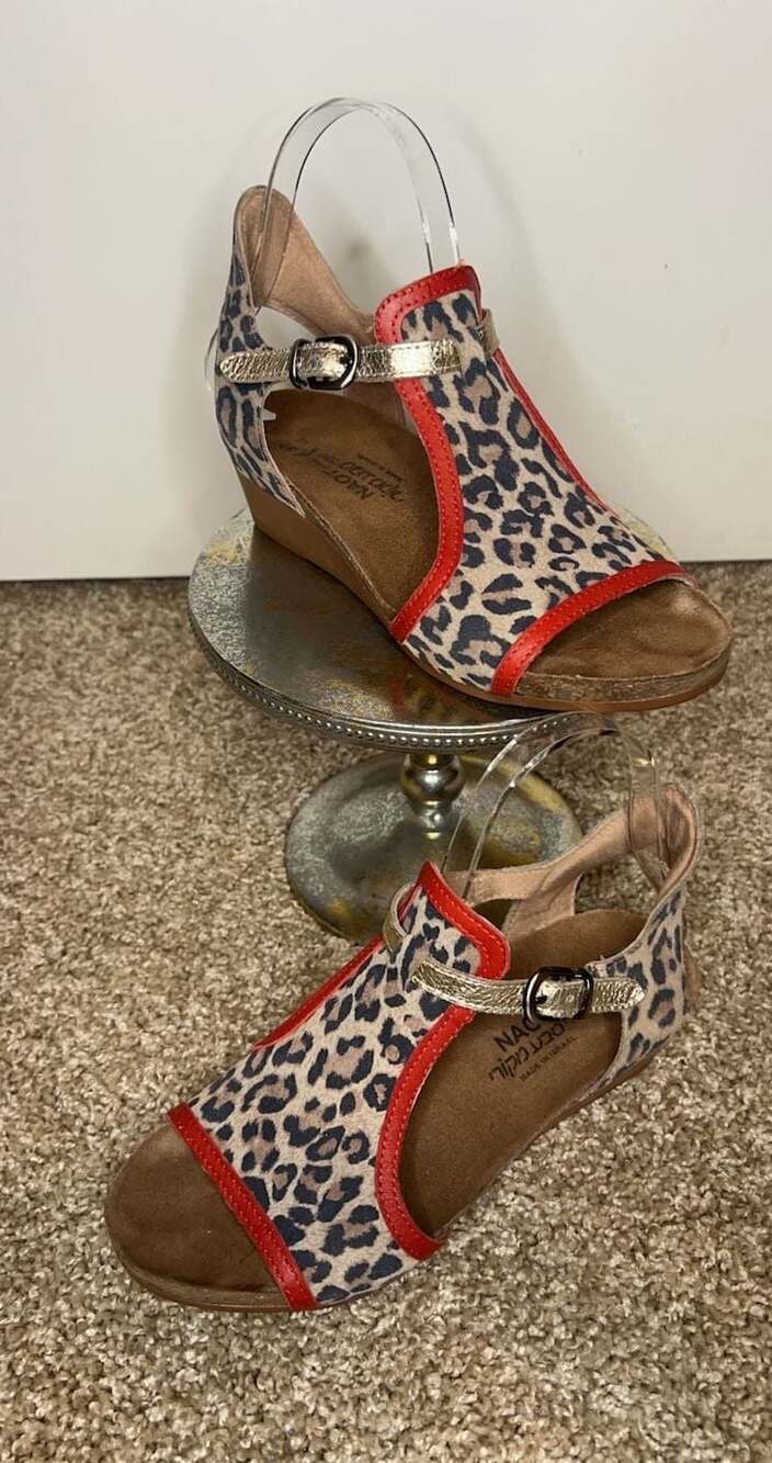 Naot Women's Leopard Print Wedge Sandals Size 37